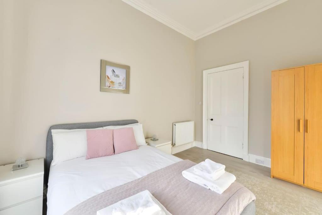 Apartamento George Iv Bridge - Superbly Located 3 Bedroom! *